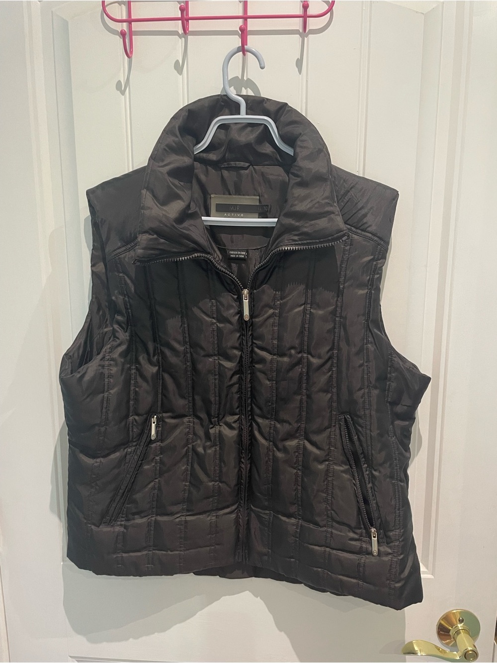 Women's Puffer Vest - Black